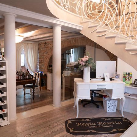 Regia Rosetta - Royal Rooms Borghetto 明乔河畔的瓦雷奇奥 外观 照片