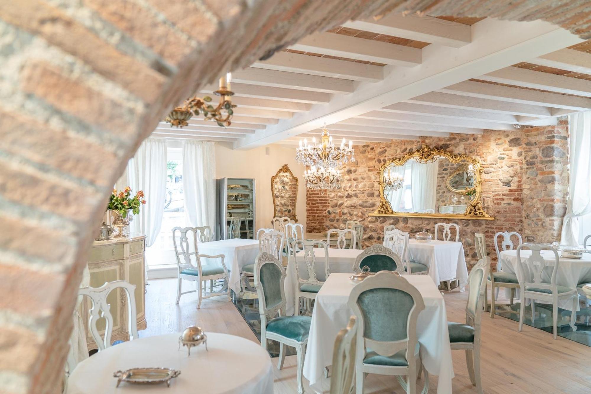Regia Rosetta - Royal Rooms Borghetto 明乔河畔的瓦雷奇奥 外观 照片