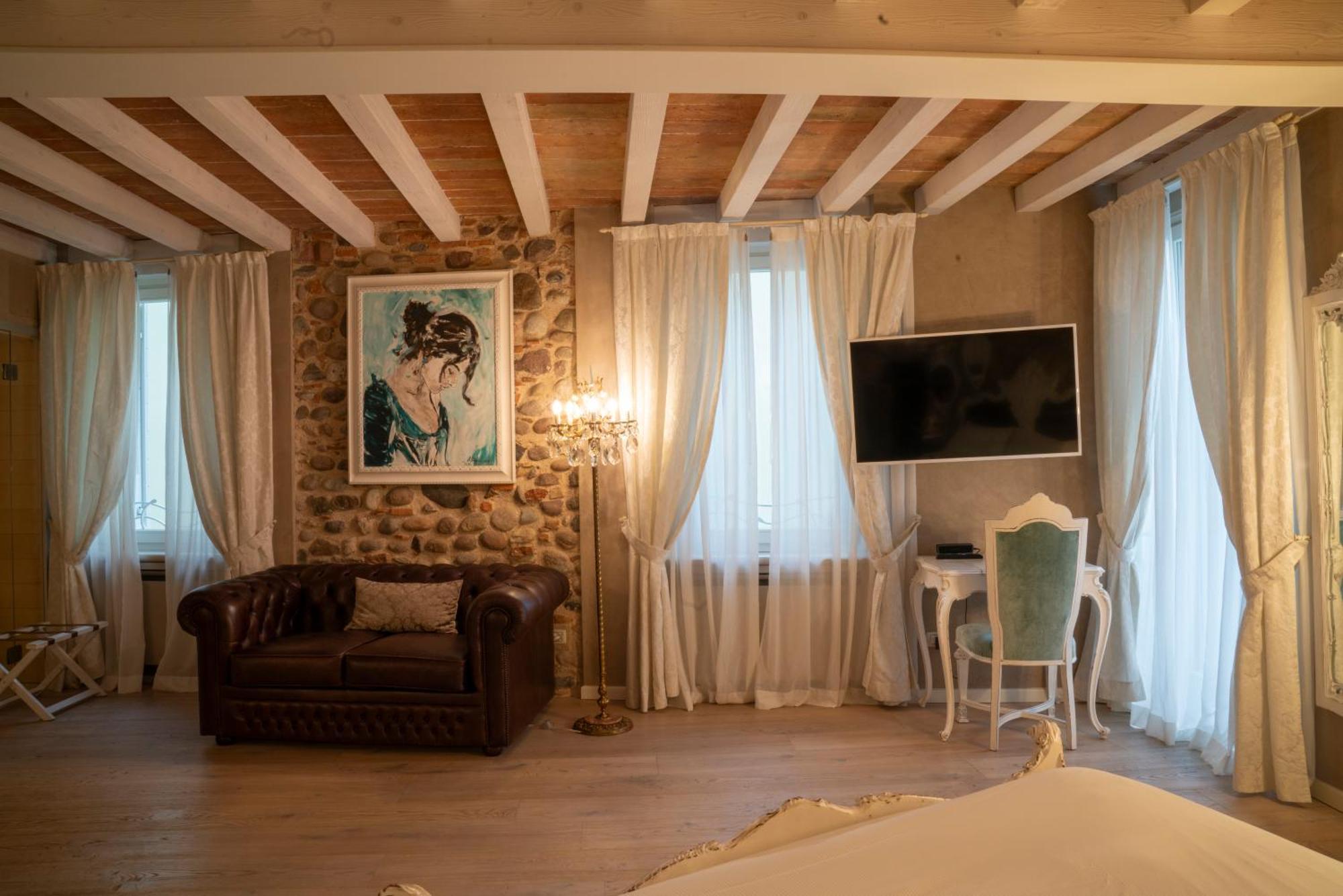 Regia Rosetta - Royal Rooms Borghetto 明乔河畔的瓦雷奇奥 外观 照片